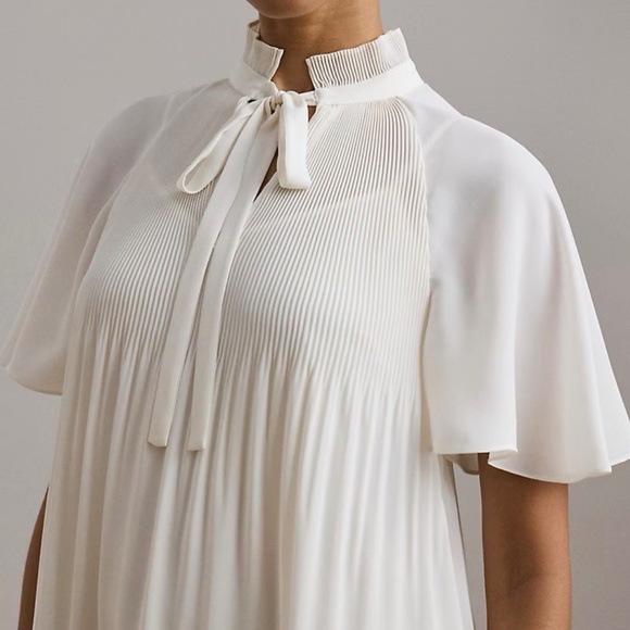 Lauren Ralph Lauren Pleated Tie-Neck Blouse • Size M • Ivory - Picture 2 of 9